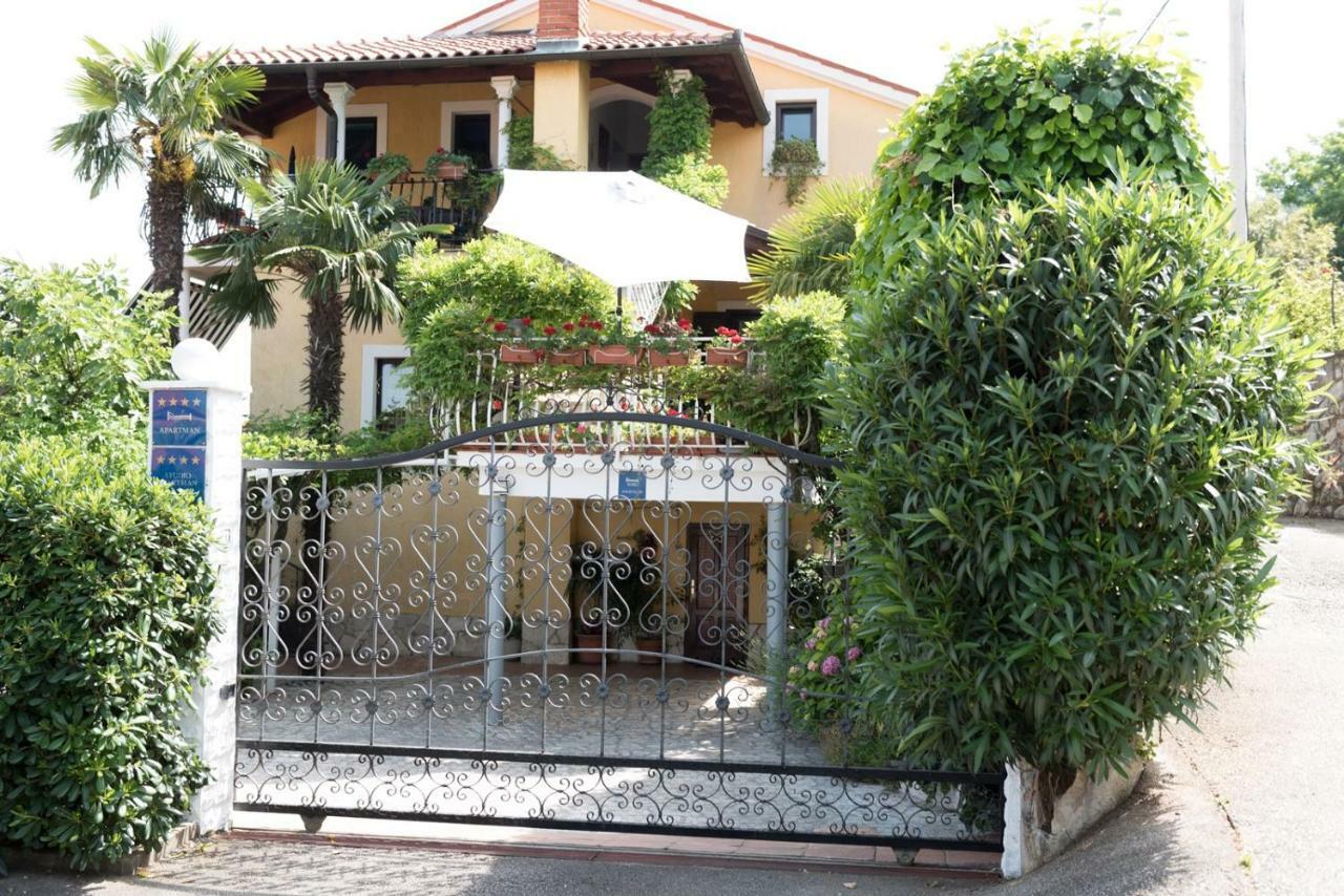 Apartments Villa Zara Lovran Exterior photo