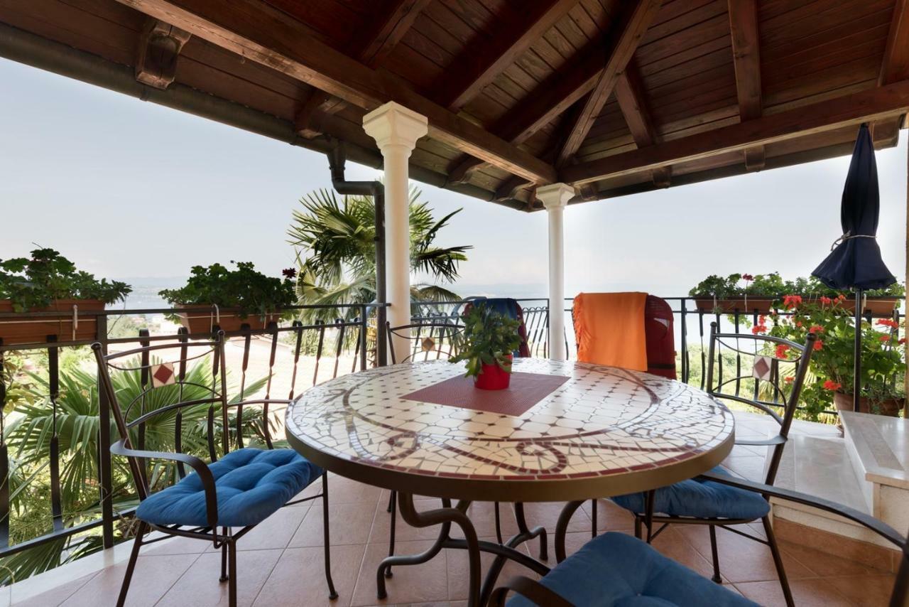 Apartments Villa Zara Lovran Exterior photo